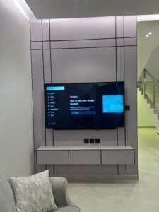 ديكور حائط شاشه بلازما